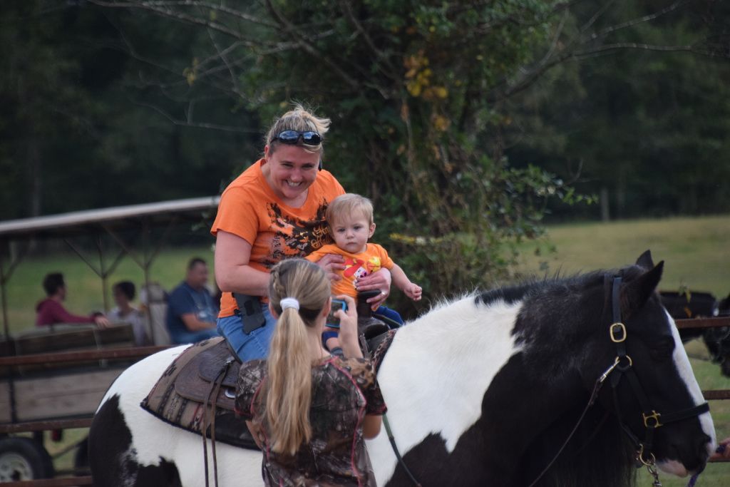 riddle center barn event 10-19 013 (1024x683).jpg